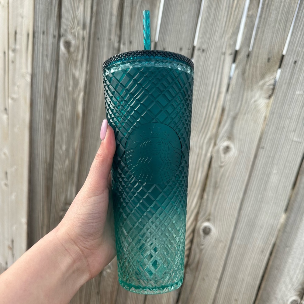 Starbucks 💙 Ombré Jeweled Venti Tumbler